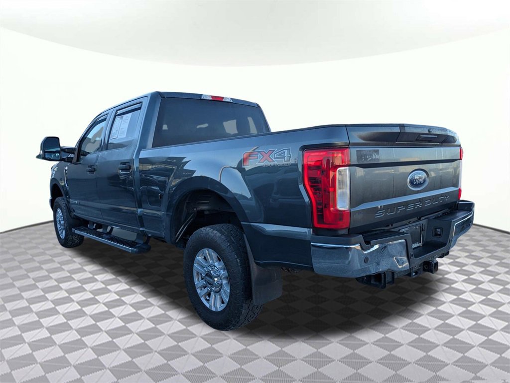 Used 2019 Ford F250 XLT w/ XLT Value Package image 5