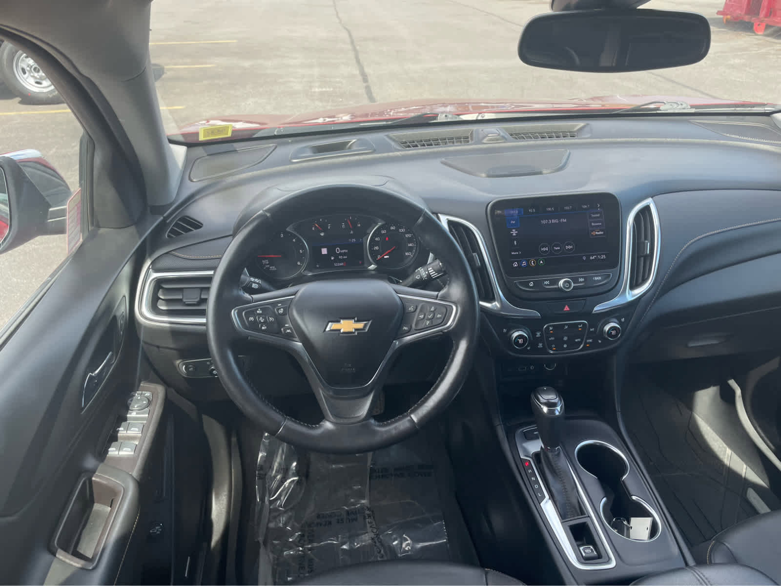 Used 2021 Chevrolet Equinox Premier w/ Premier True North Edition image 16