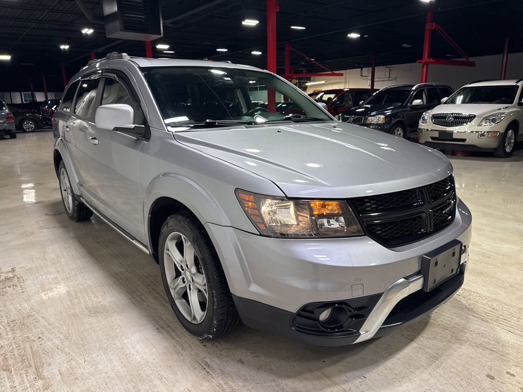Used 2017 Dodge Journey Crossroad FWD image 8