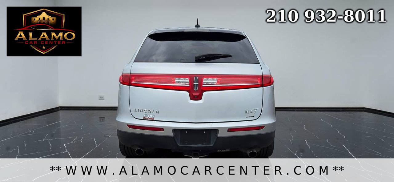Used 2015 Lincoln MKT AWD w/ Equipment Group 201A image 4