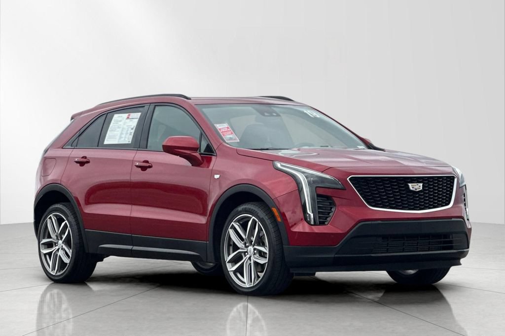 Used 2019 Cadillac XT4 Sport w/ Driver Awareness Package FWD image 8