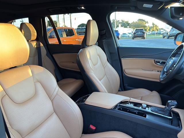 Used 2022 Volvo XC90 T6 Inscription image 9