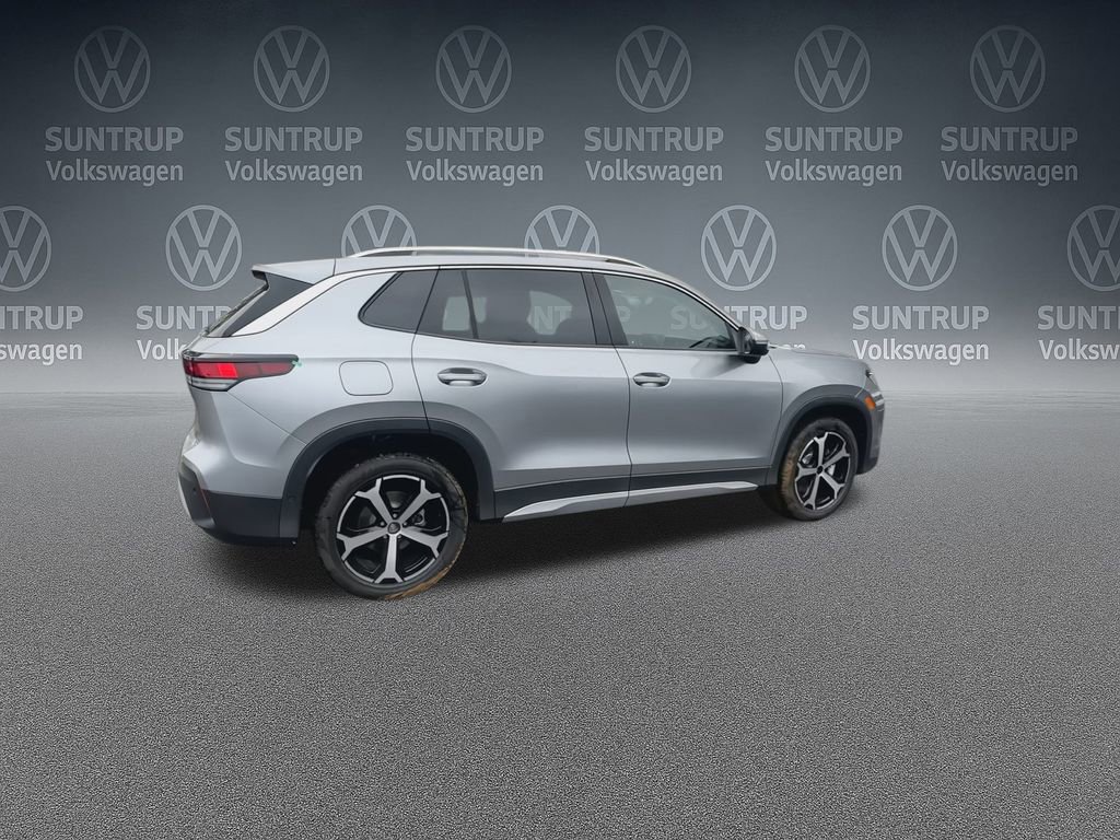 New 2025 Volkswagen Tiguan SE image 22