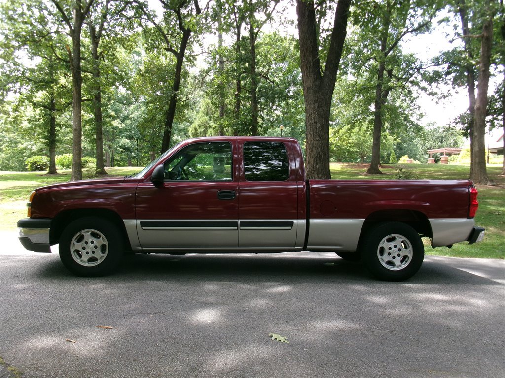 Used 2004 Chevrolet Silverado 1500 LS RWD image 9