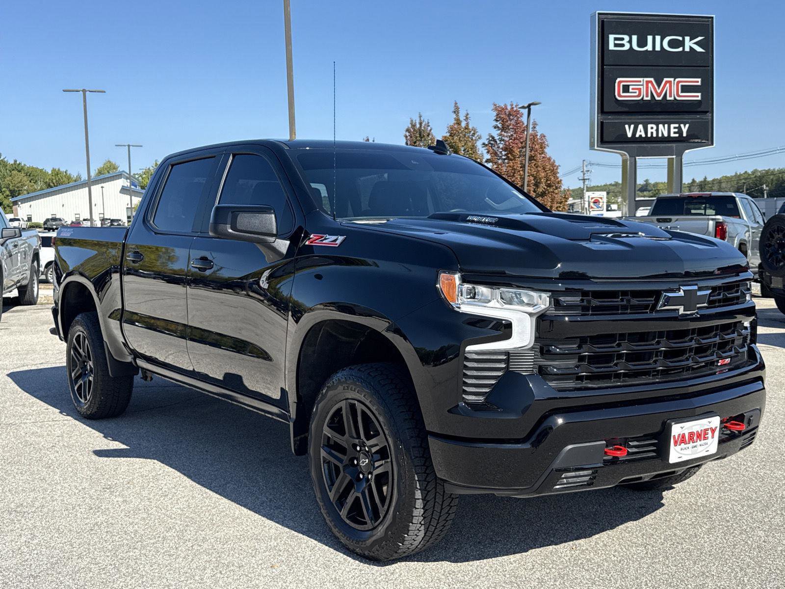 Used 2025 Chevrolet Silverado 1500 LT Trail Boss w/ Protection Package image 3