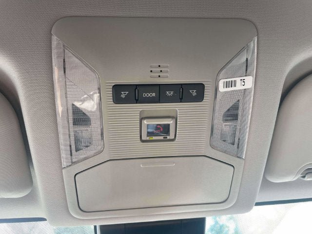 Certified 2025 Toyota RAV4 LE AWD/4WD image 32