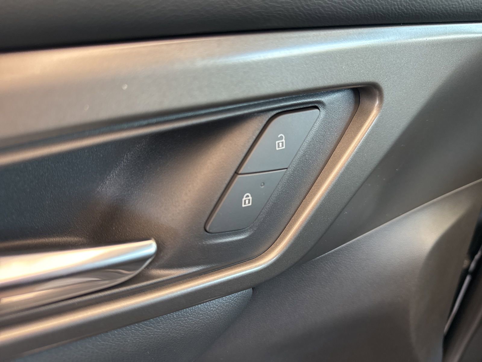 New 2026 Chevrolet Traverse LT w/ Driver Confidence Package image 20