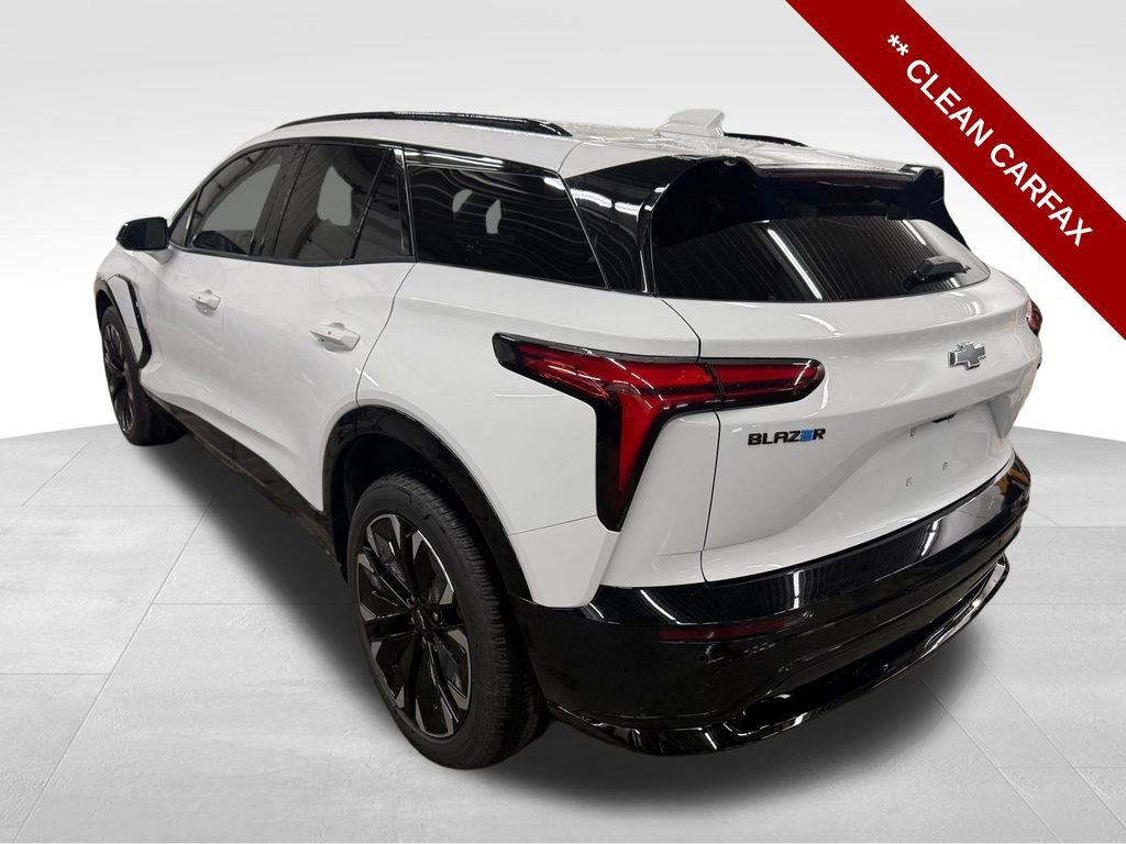 Used 2024 Chevrolet Blazer EV RS AWD/4WD image 3