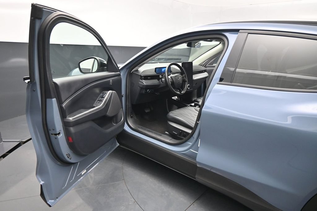 Certified 2024 Ford Mustang Mach-E Select RWD image 9