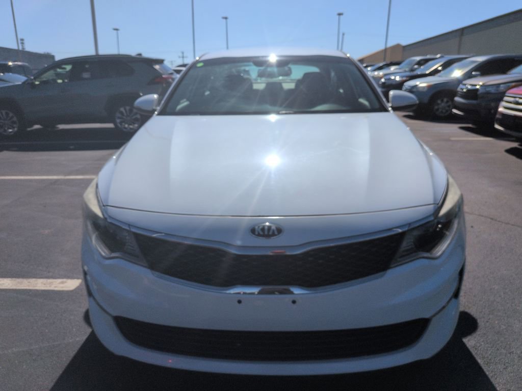 Used 2016 Kia Optima LX w/ LX Convenience Package image 10