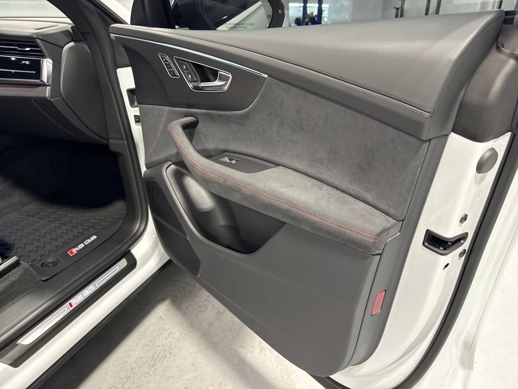 Used 2025 Audi RS Q8 performance AWD/4WD image 40