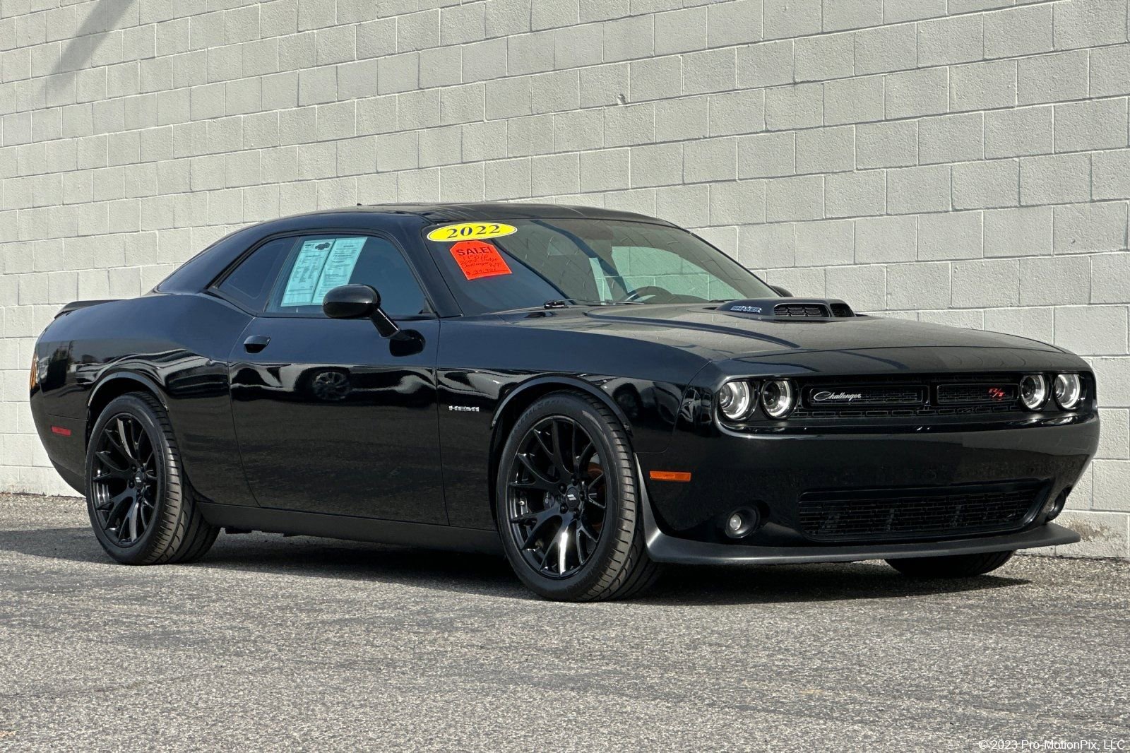 Used 2022 Dodge Challenger R/T w/ Shaker Package RWD image 1