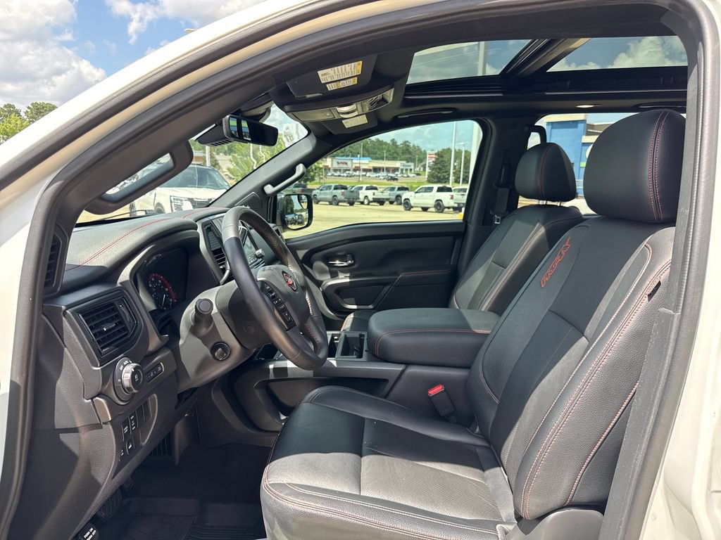Used 2023 Nissan Titan PRO-4X w/ Pro-4x Convenience Package AWD/4WD image 20