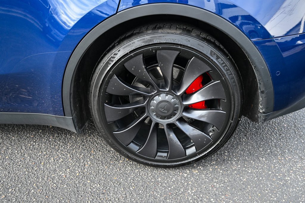 Used 2022 Tesla Model Y Performance image 13