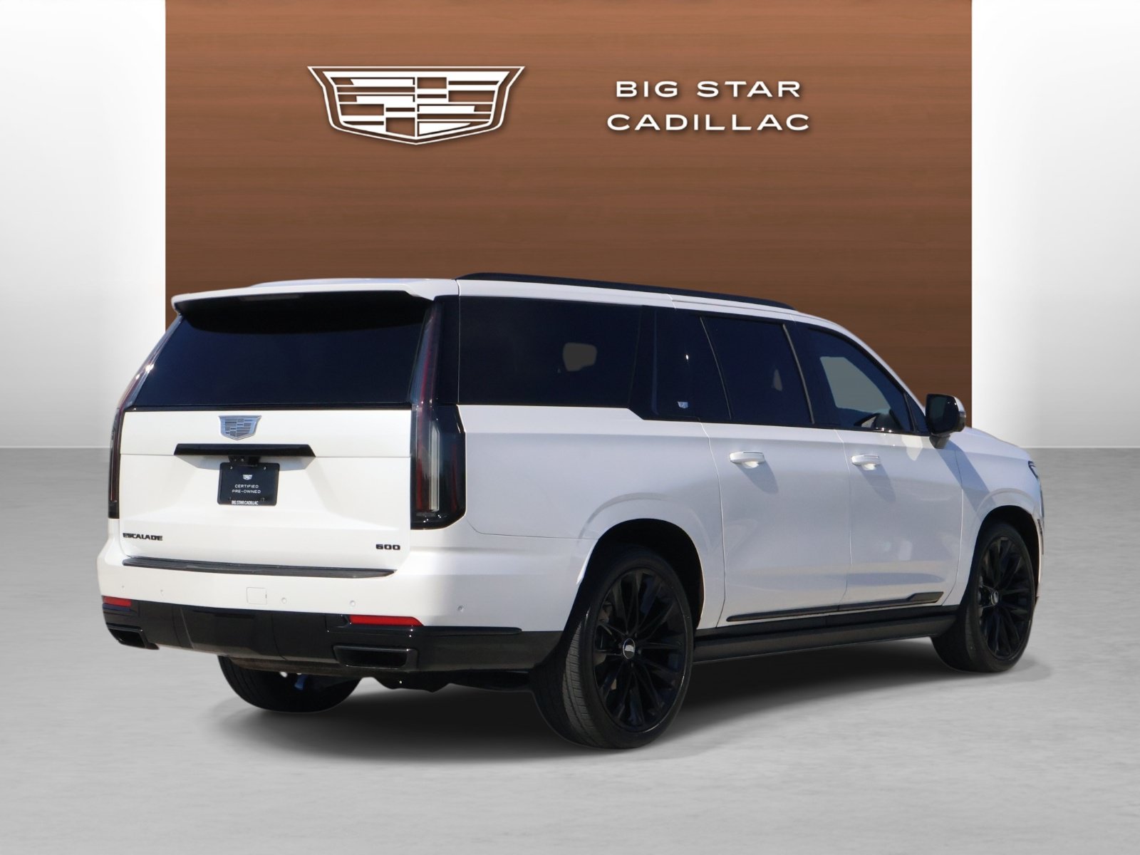 Certified 2025 Cadillac Escalade ESV Sport Platinum w/ LPO, ONYX Package AWD/4WD image 3