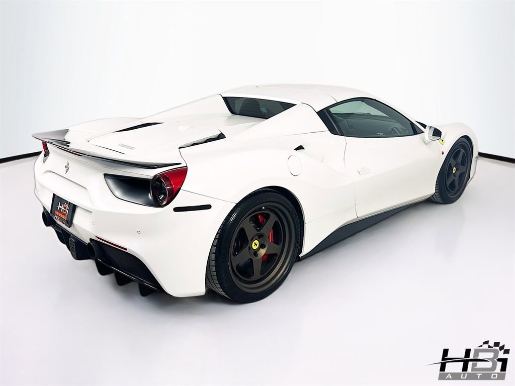 Used 2018 Ferrari 488 Spider image 6