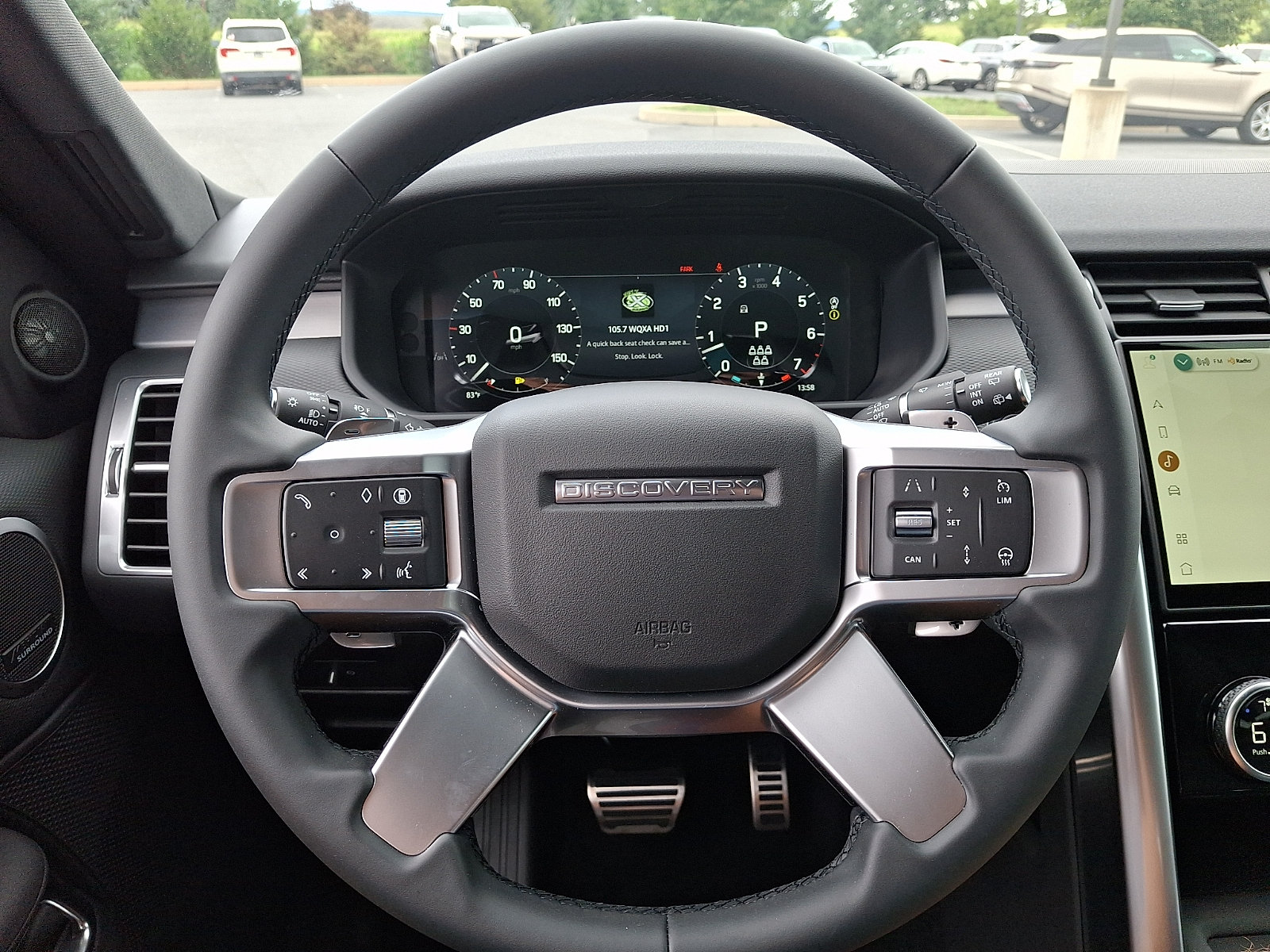New 2026 Land Rover Discovery Limited Edition AWD/4WD image 17