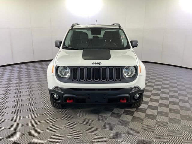 Used 2015 Jeep Renegade Trailhawk w/ Premium Leather Group image 2