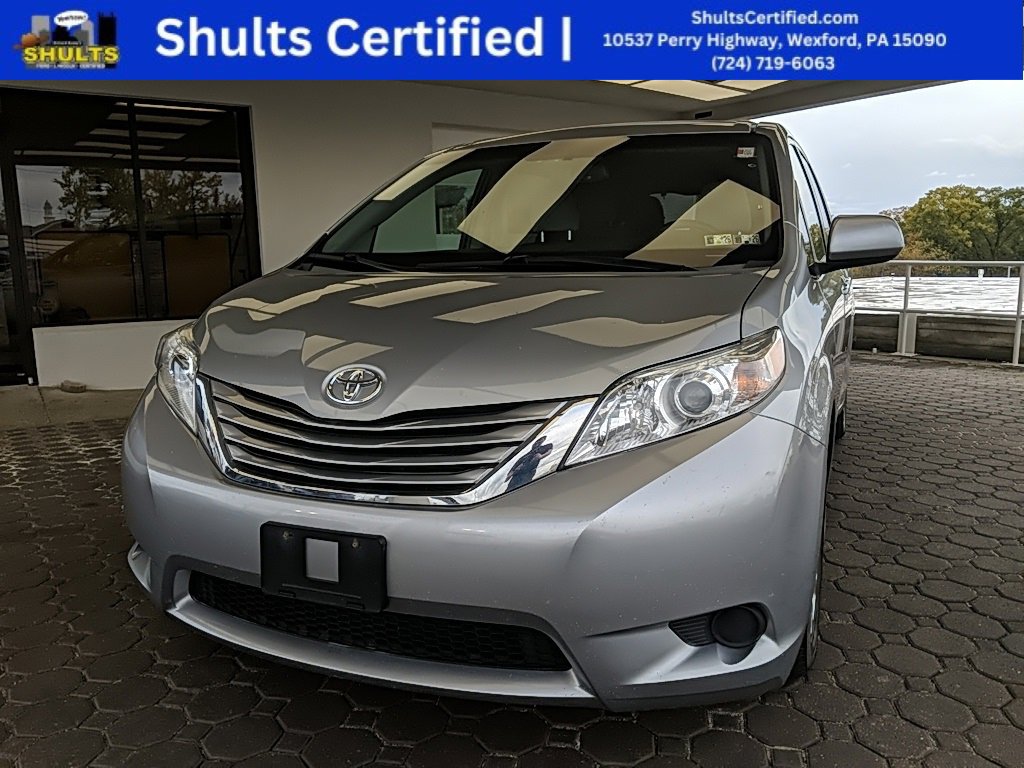 Used 2015 Toyota Sienna LE