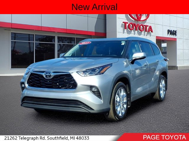 Used 2023 Toyota Highlander Limited