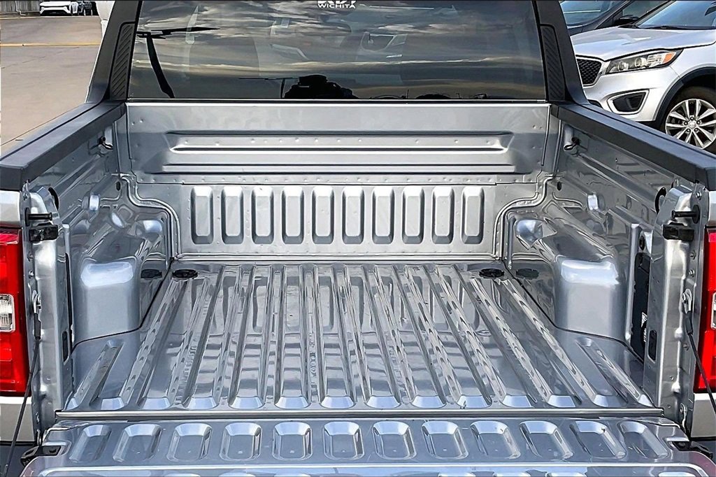 Used 2024 Ford Maverick XLT image 34