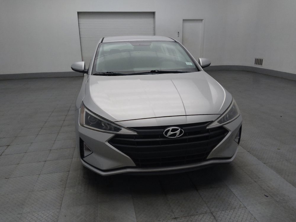 Used 2019 Hyundai Elantra SE FWD image 14