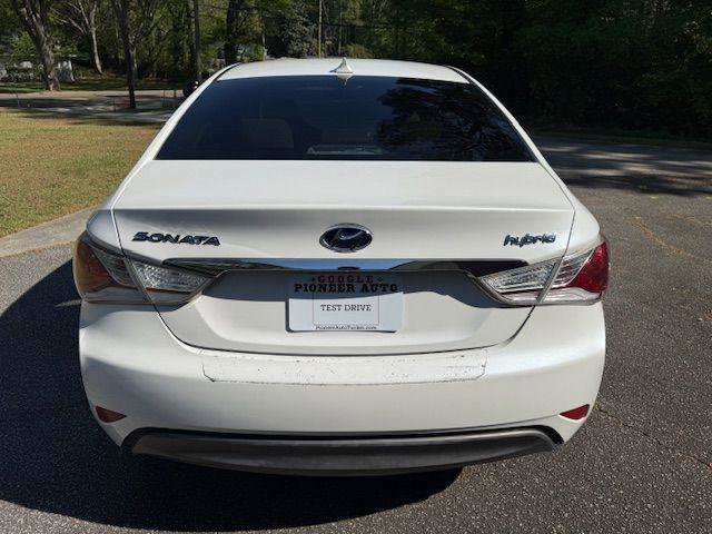 Used 2015 Hyundai Sonata Hybrid image 27