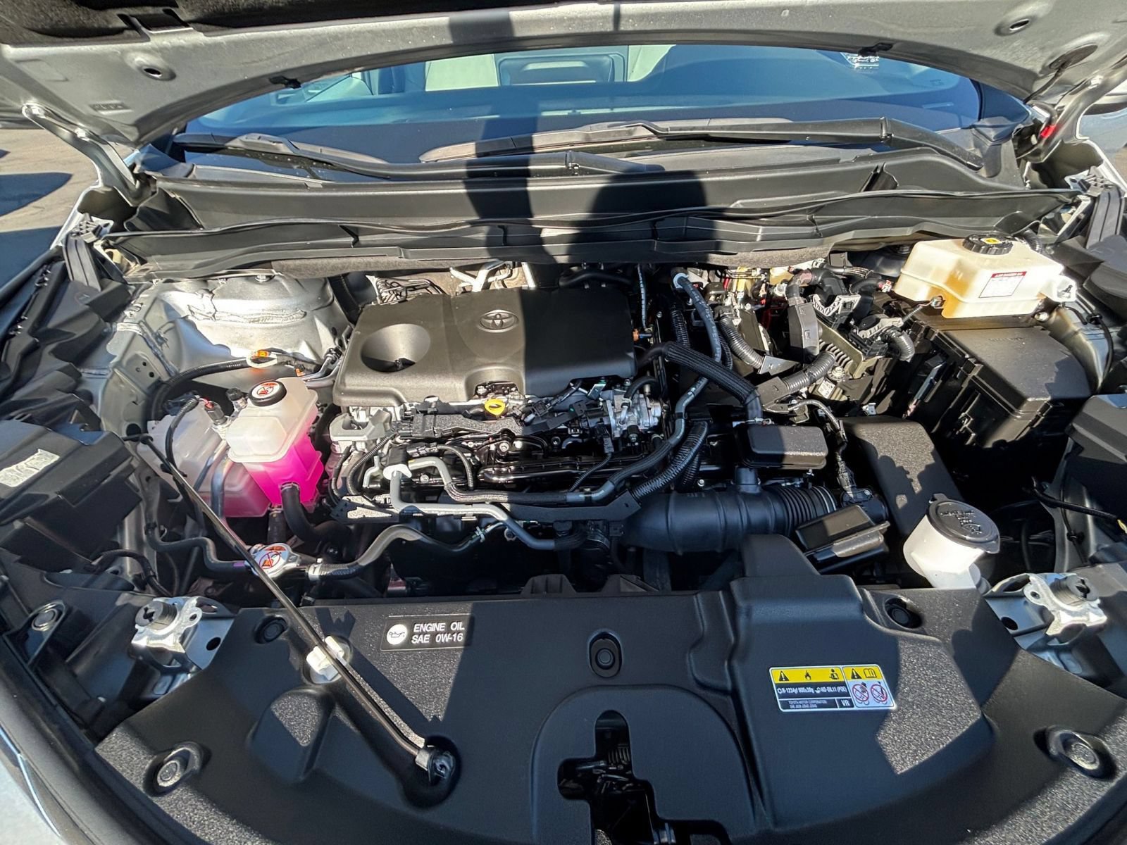 Used 2025 Toyota Sienna XLE FWD image 35