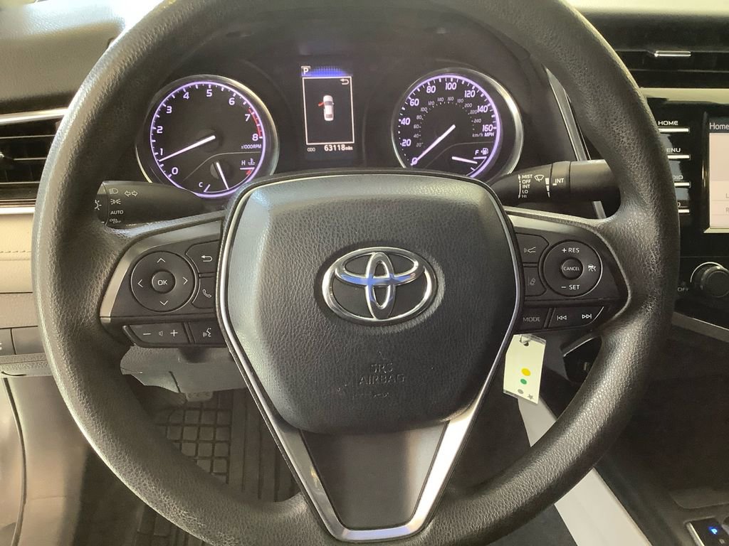 Used 2018 Toyota Camry LE FWD image 9