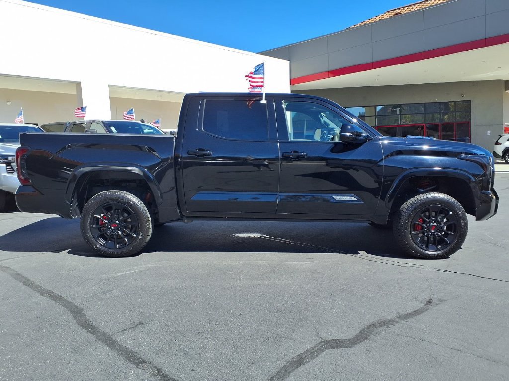 Used 2023 Toyota Tundra Capstone AWD/4WD image 3