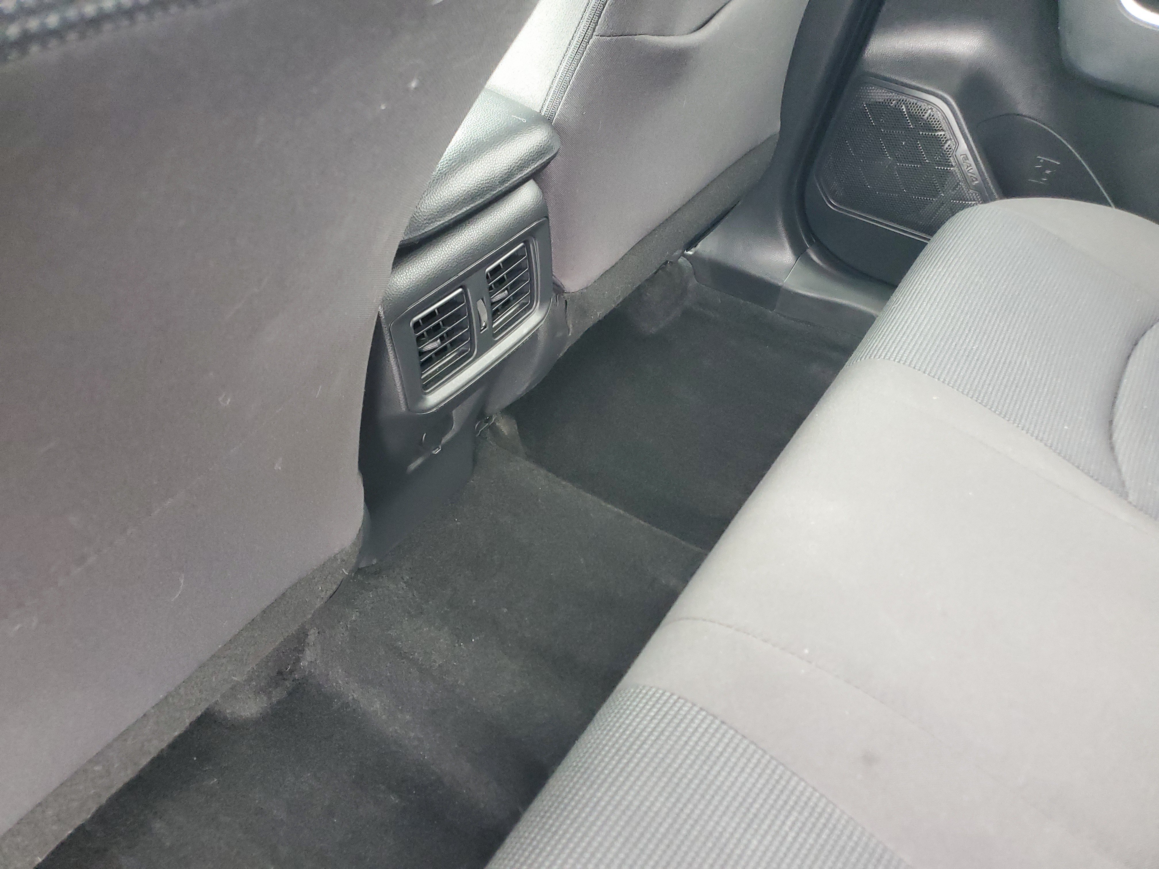 Certified 2024 Toyota RAV4 LE AWD/4WD image 11