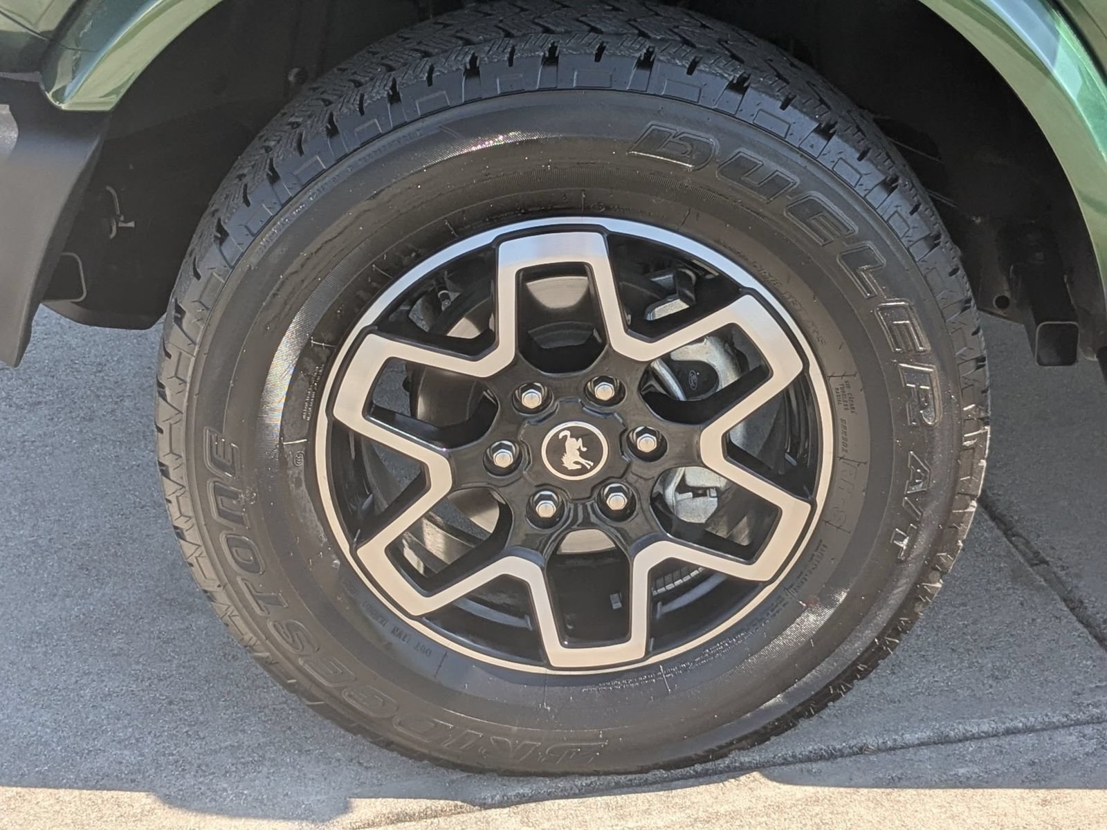 Used 2025 Ford Bronco Outer Banks AWD/4WD image 10