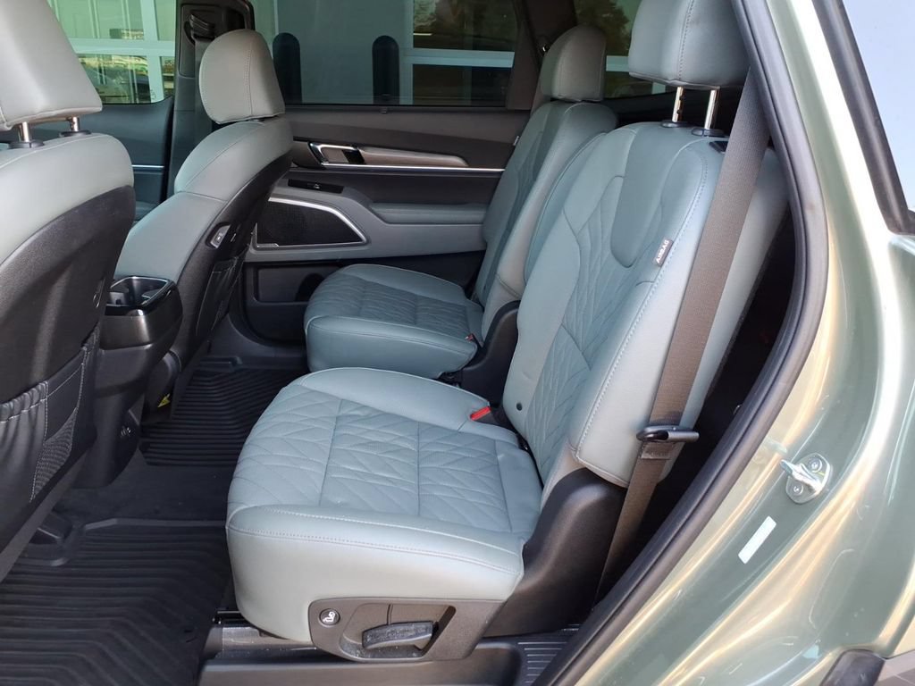 Used 2024 Kia Telluride EX X-Line AWD/4WD image 9