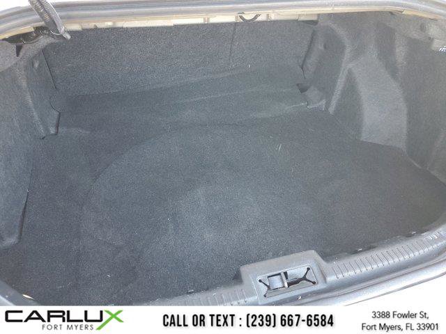 Used 2012 Ford Fusion SE image 9