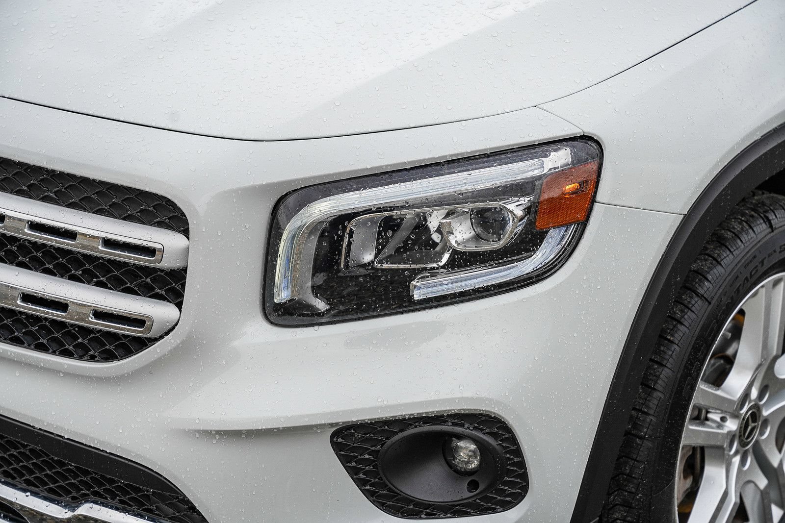 Used 2021 Mercedes-Benz GLB 250 4MATIC image 8