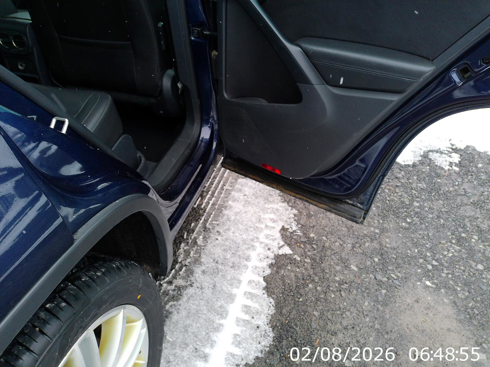 Used 2014 Volkswagen Tiguan SE image 38