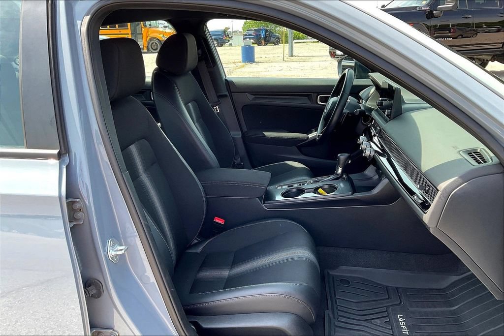 Used 2023 Honda Civic Sport image 16
