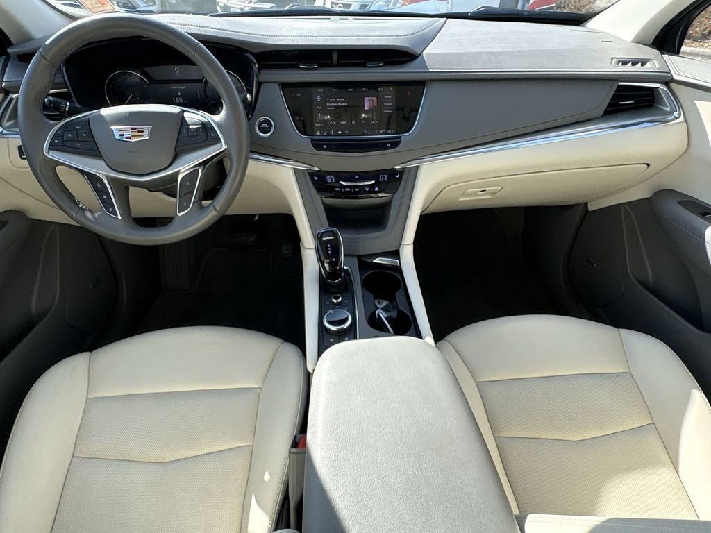 Certified 2022 Cadillac XT5 Premium Luxury image 23