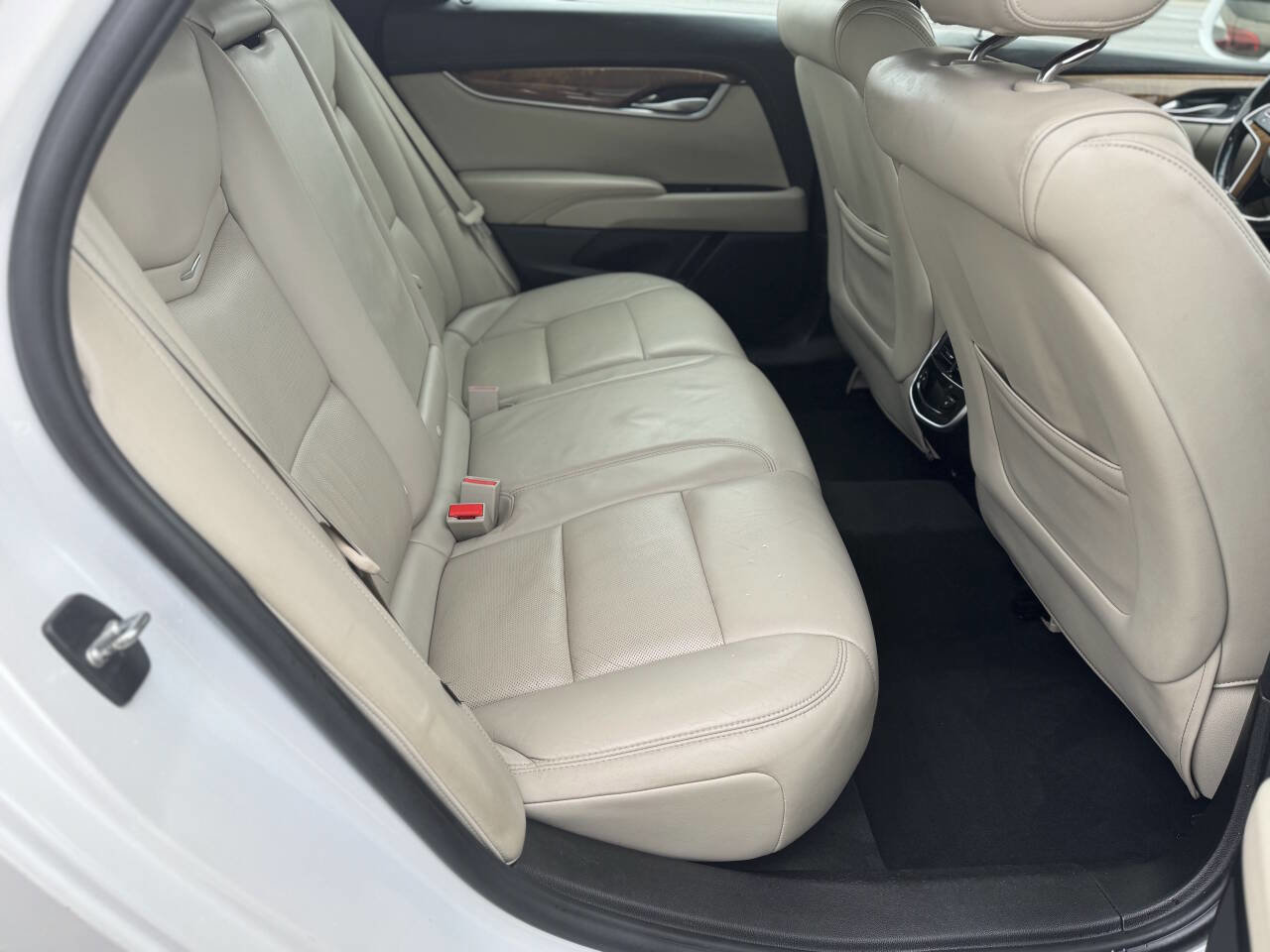 Used 2018 Cadillac XTS Luxury image 13