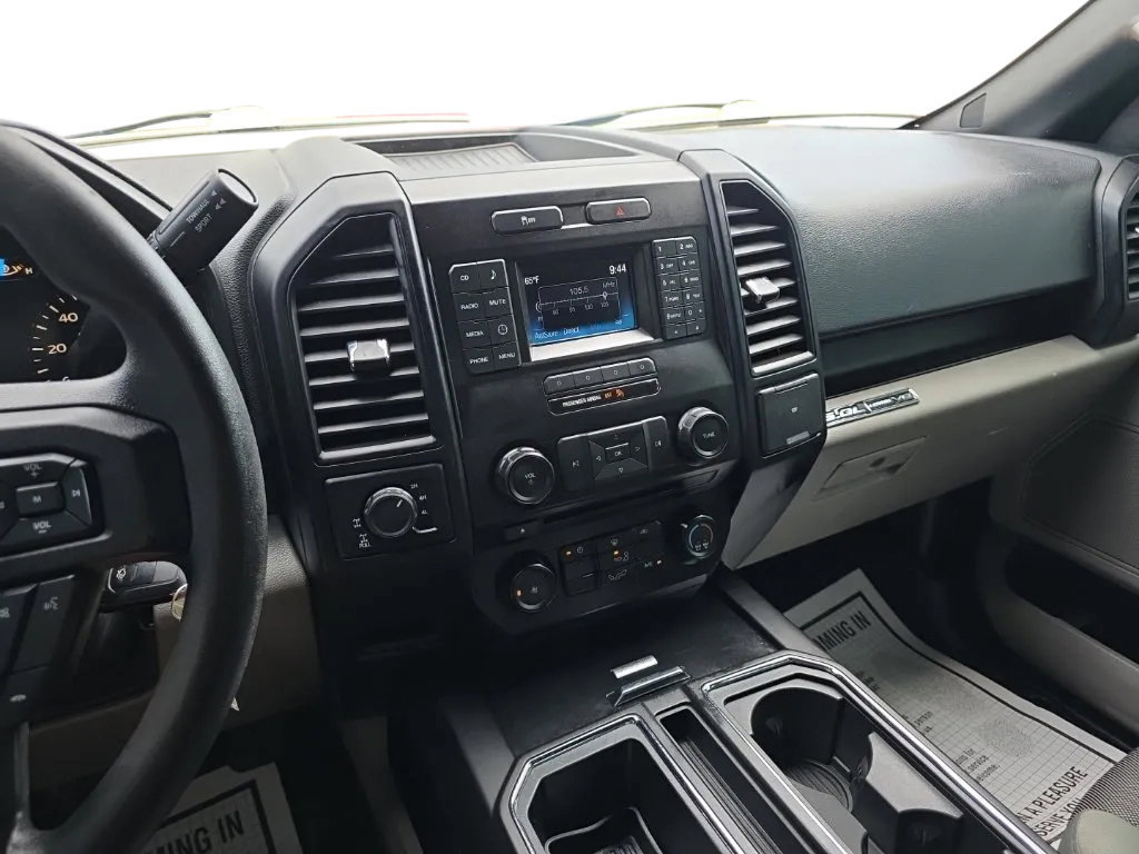 Used 2015 Ford F150 XL w/ Equipment Group 101A Mid AWD/4WD image 25