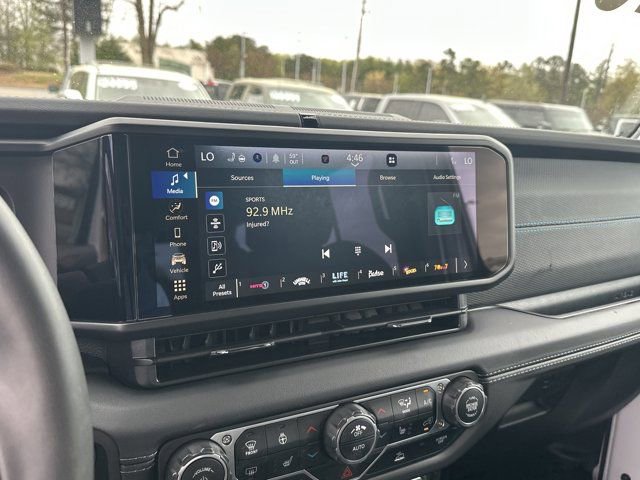 Certified 2025 Jeep Wrangler Unlimited Rubicon 4xe w/ Convenience Group image 26