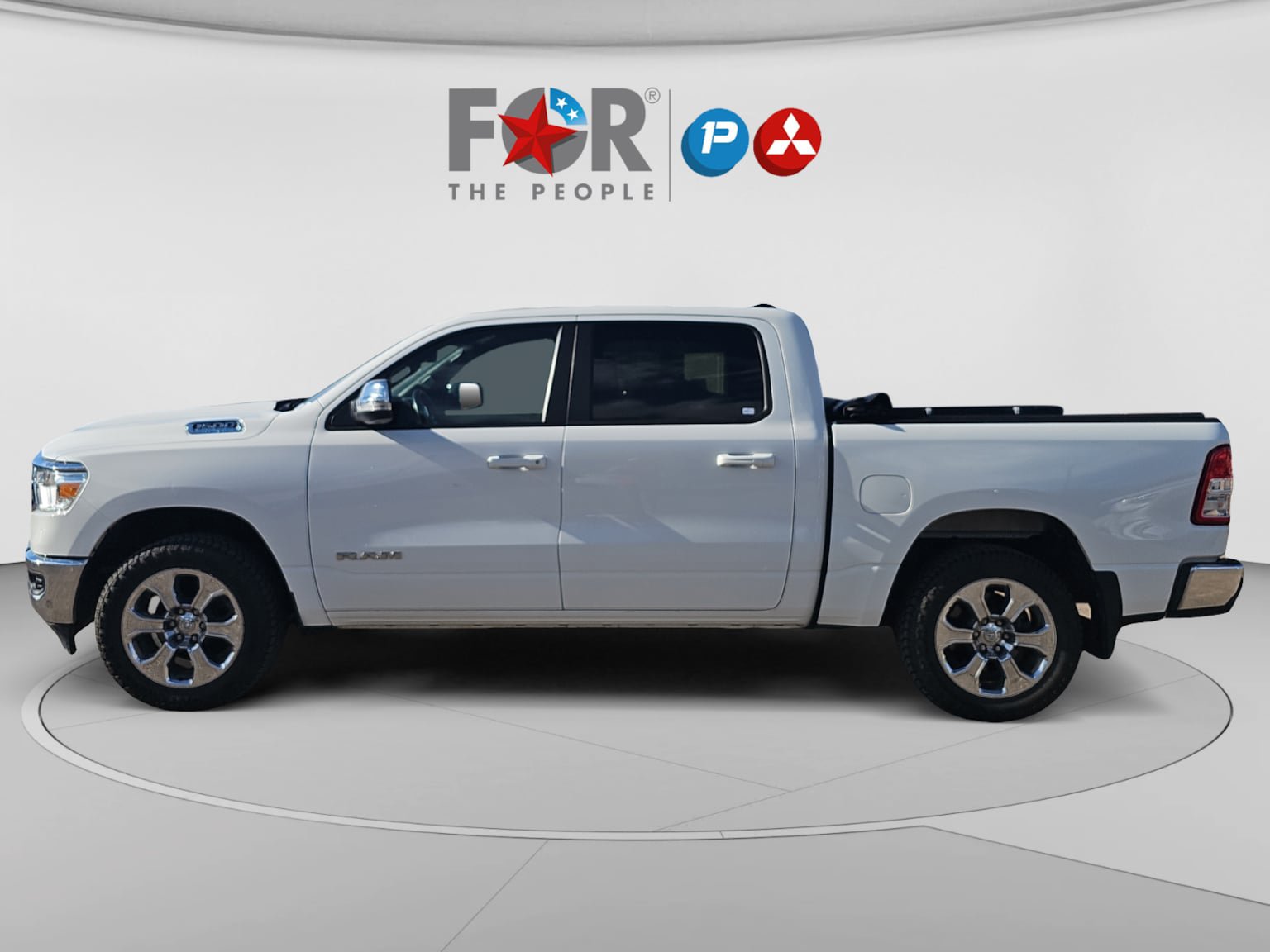 Used 2022 RAM 1500 Big Horn AWD/4WD image 2