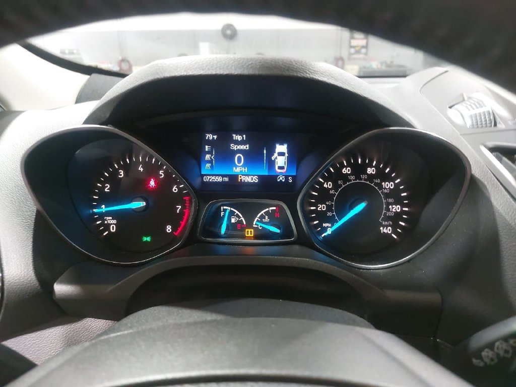 Used 2017 Ford Escape Titanium w/ Equipment Group 301A AWD/4WD image 19