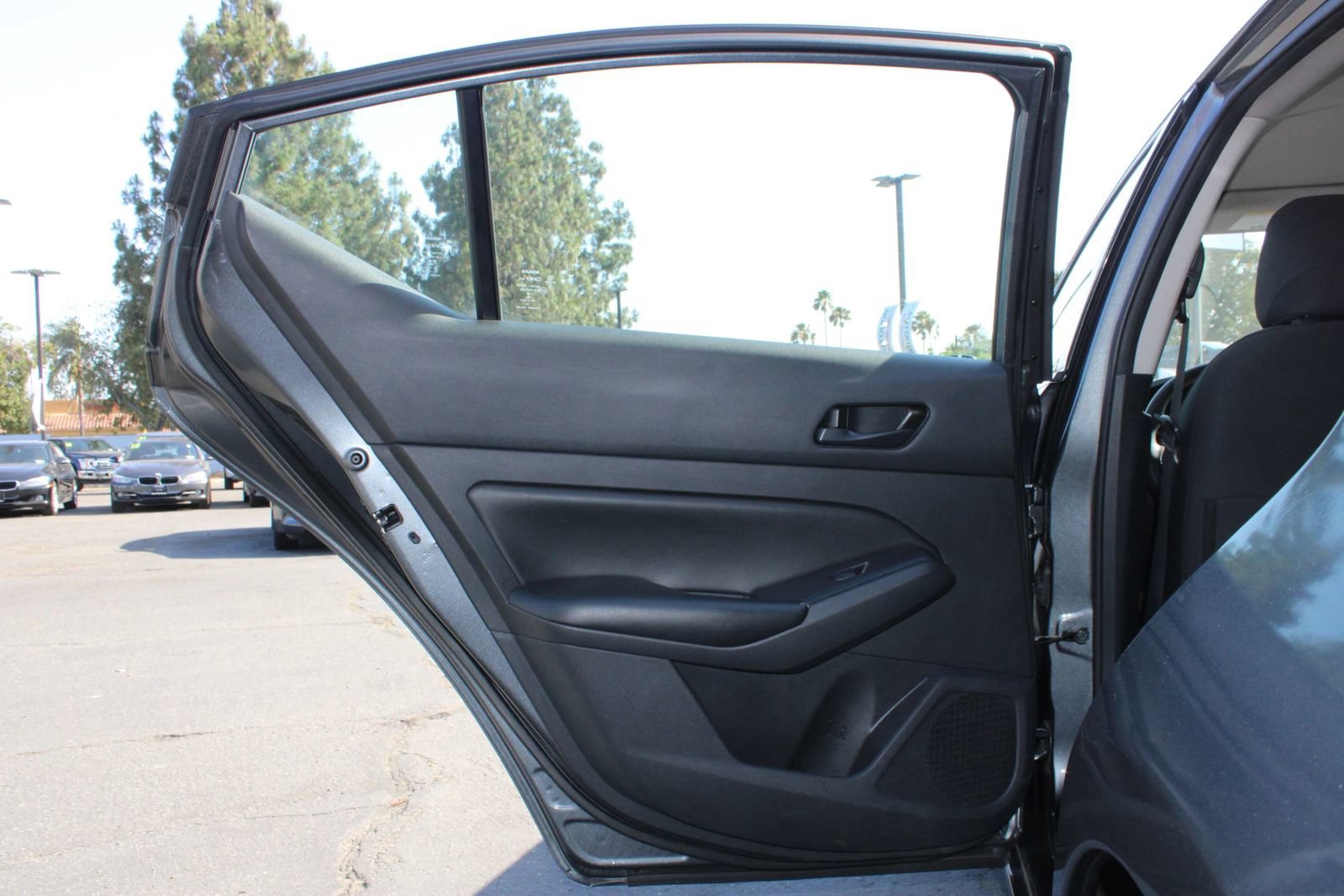 Used 2023 Nissan Altima 2.5 S FWD image 12