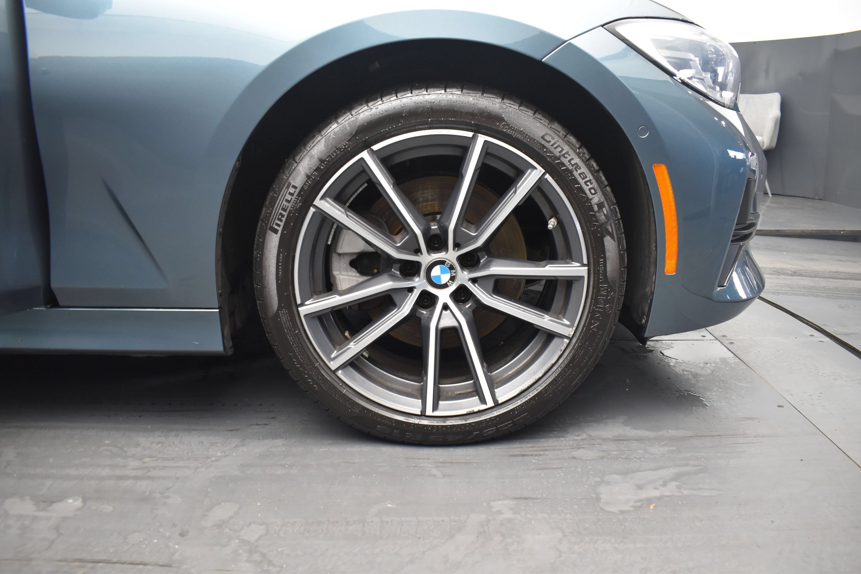 Used 2021 BMW 330i xDrive Sedan w/ Driving Assistance Package AWD/4WD image 7