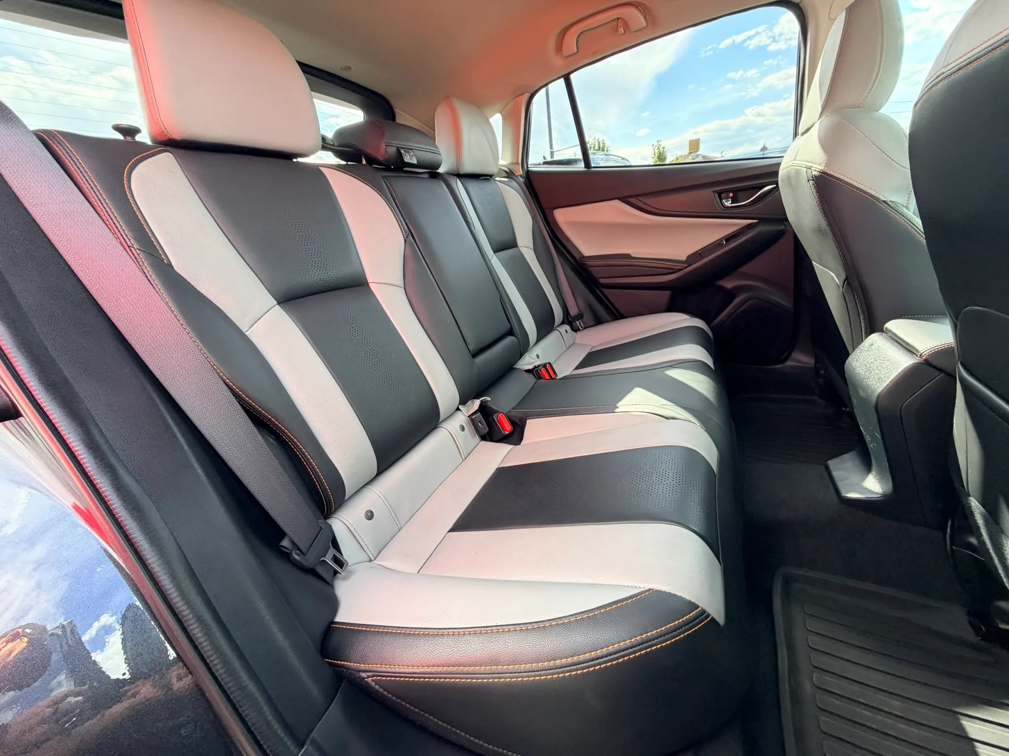Used 2019 Subaru Crosstrek 2.0i Limited w/ Moonroof Package w/Navigation AWD/4WD image 23
