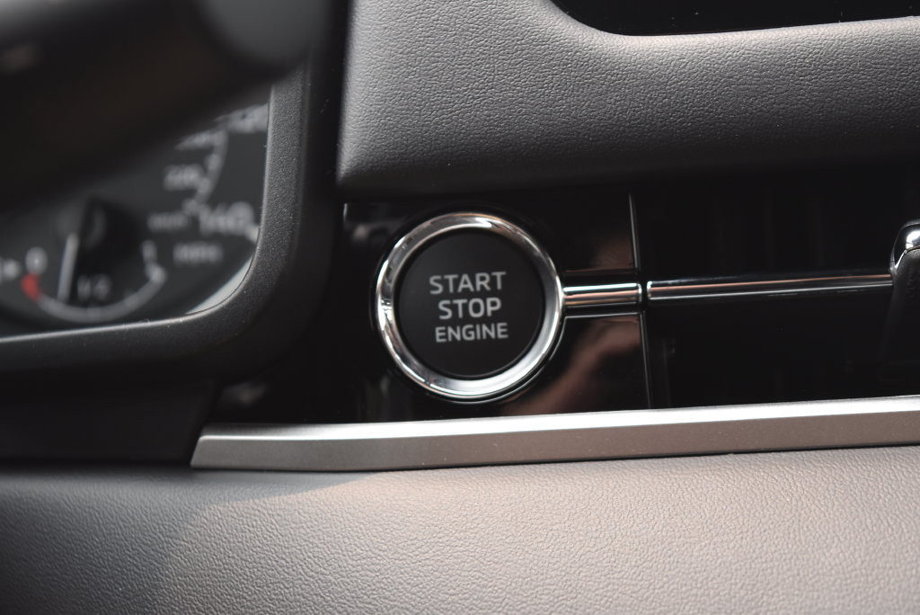 New 2026 Mitsubishi Outlander LE AWD/4WD image 20