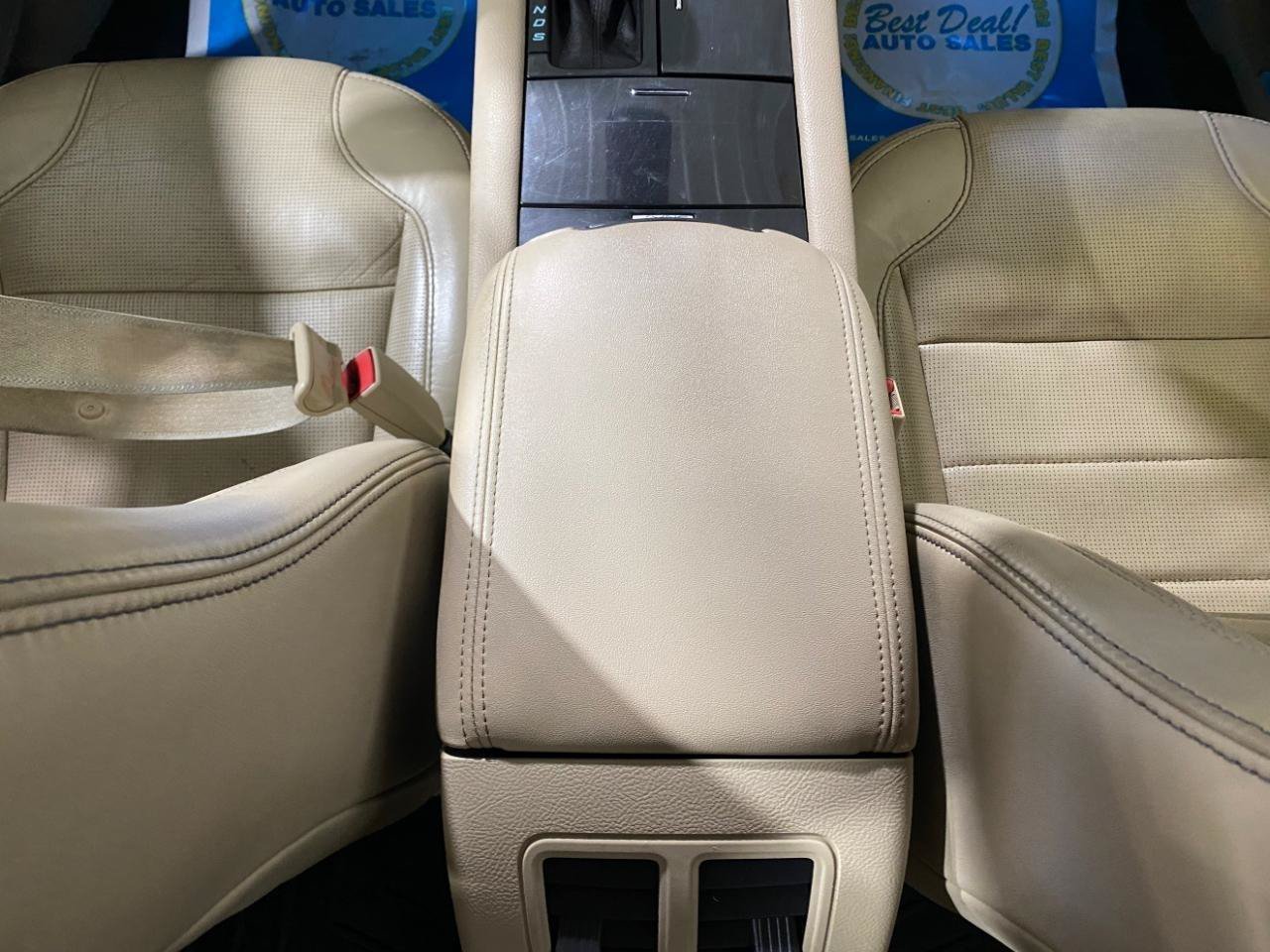 Used 2013 Ford Taurus Limited FWD image 14