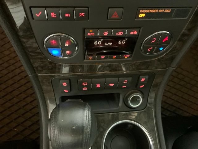 Used 2011 GMC Acadia Denali FWD image 20