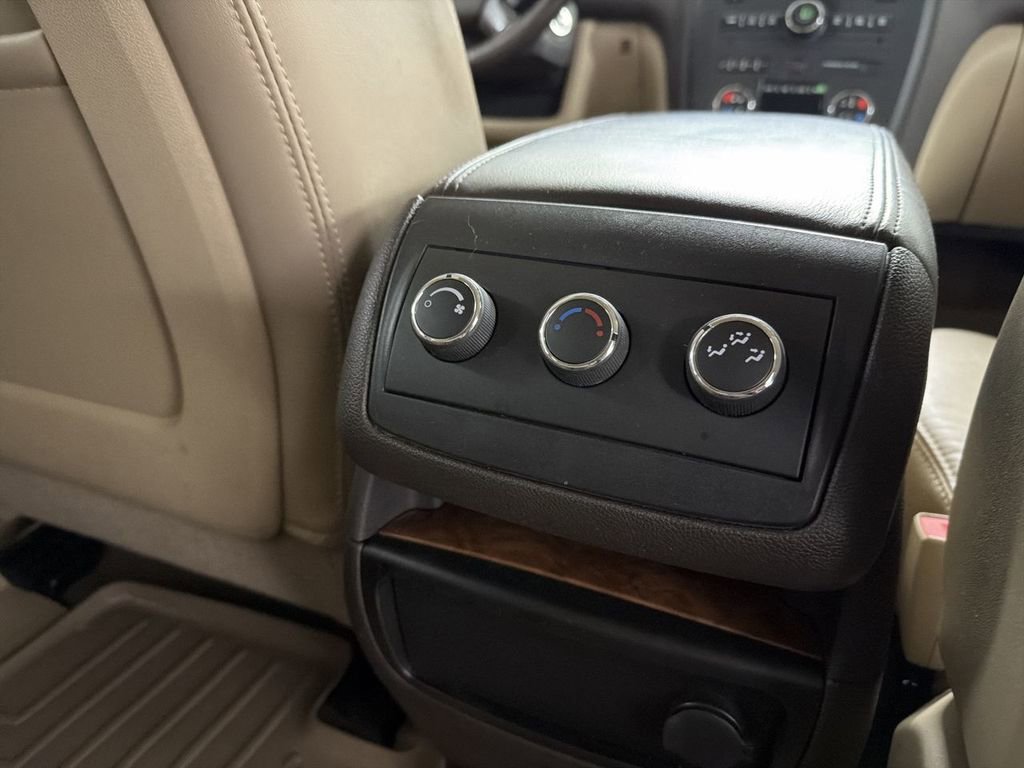 Used 2011 Buick Enclave CXL w/ Trailering Provision Package image 23